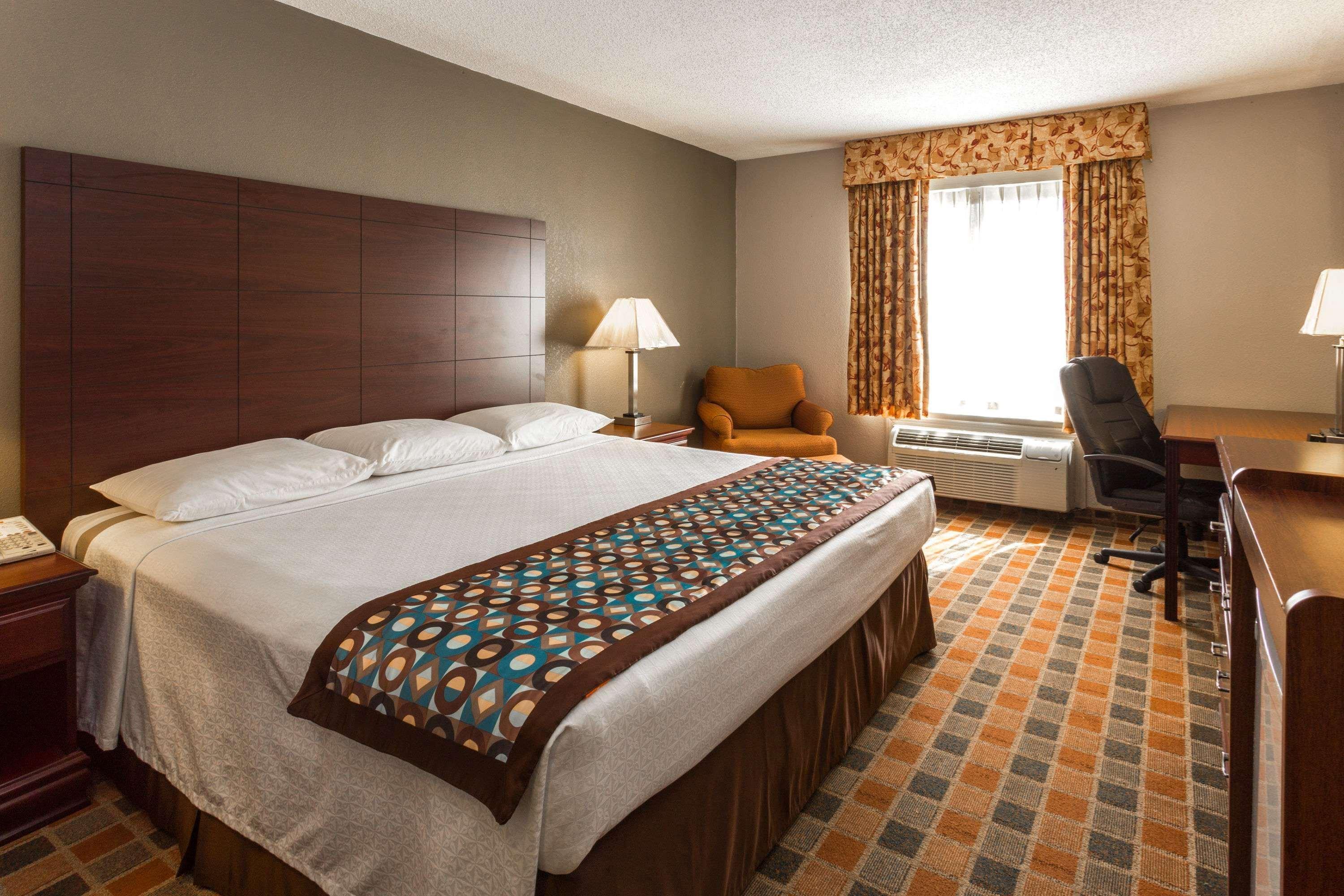 Super 8 By Wyndham Frankfort In Exterior foto